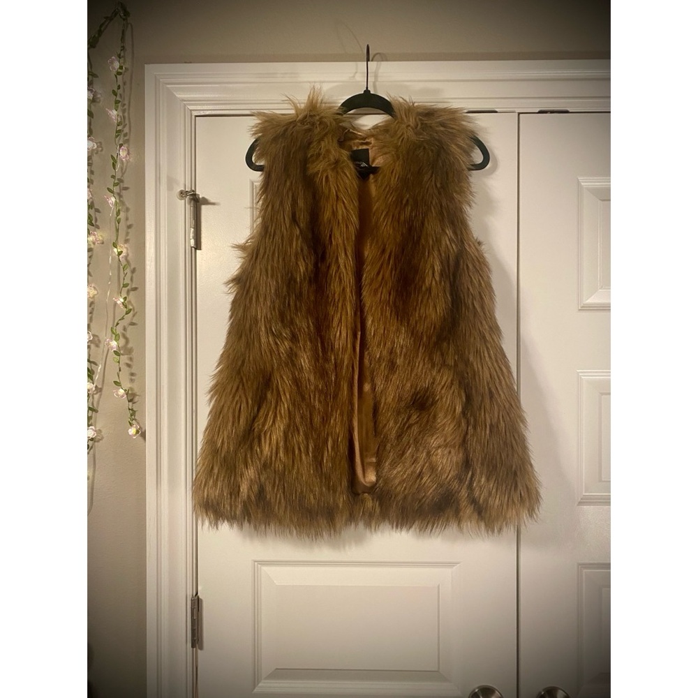 2014 Forever 21 Faux Fur Vest